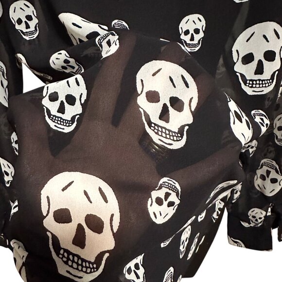 Fun and Flirt Womens S Black Skull Print Sheer Hi-Low Long Sleeve Blouse - Picture 9 of 13